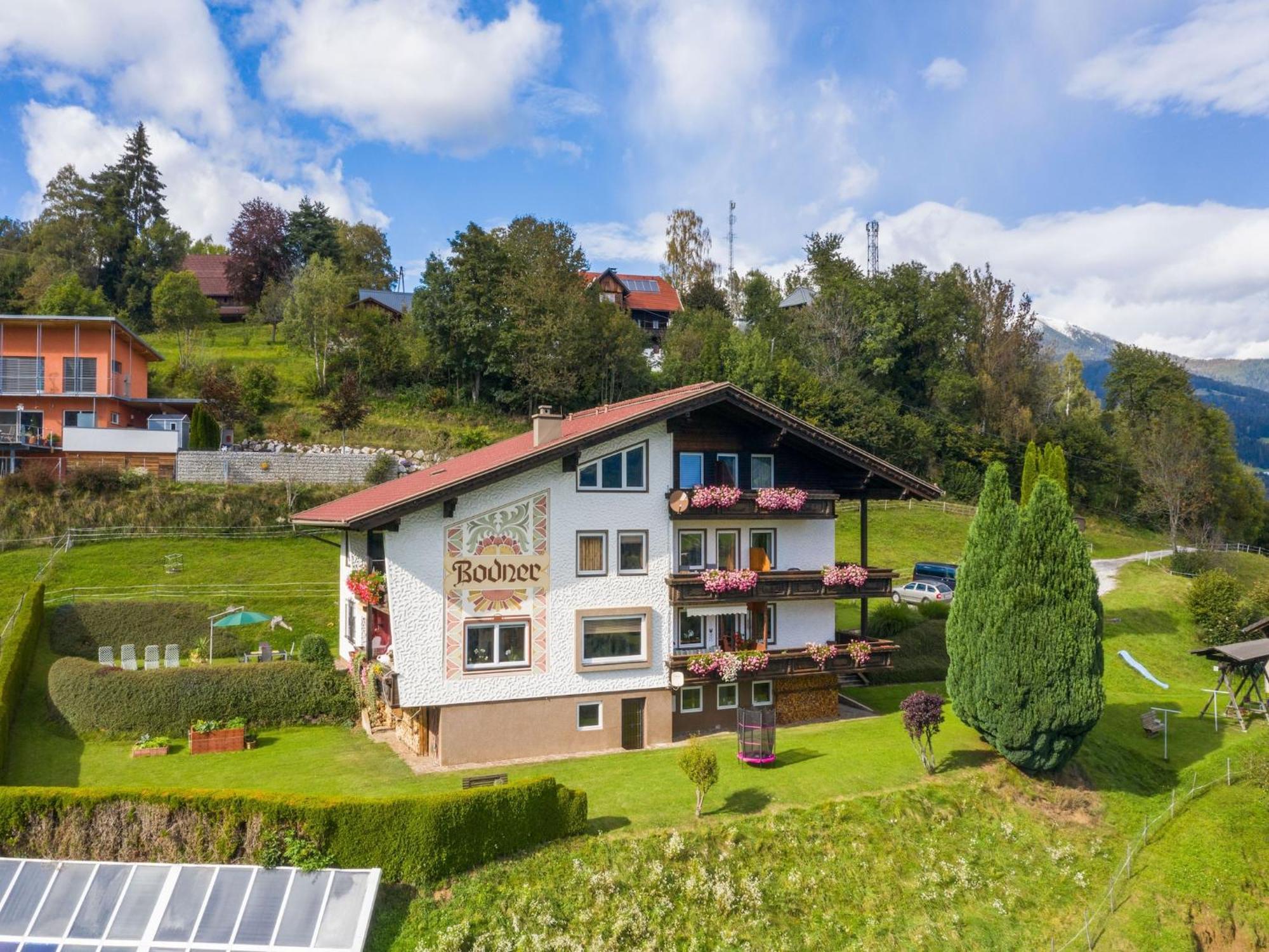 Cozy Apartment In Afritz Am See Near Gerlitzen Ski Area Extérieur photo