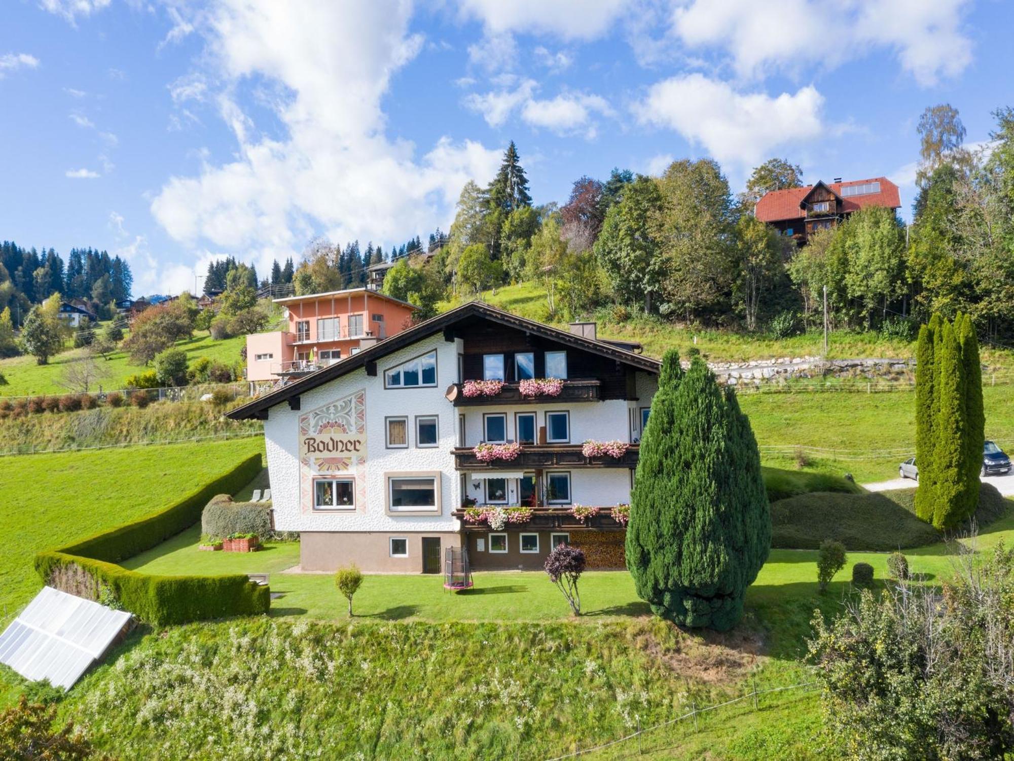 Cozy Apartment In Afritz Am See Near Gerlitzen Ski Area Extérieur photo