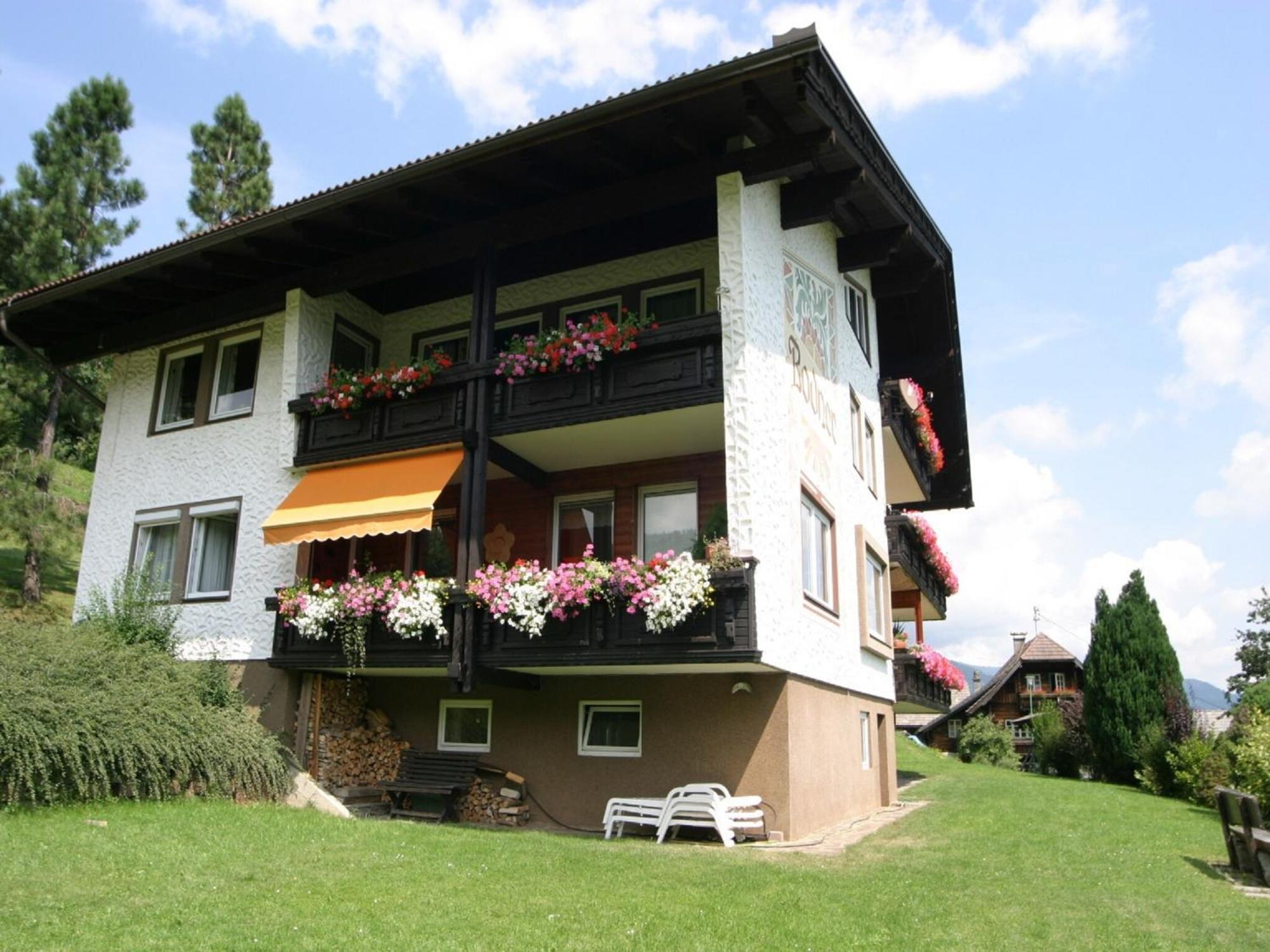 Cozy Apartment In Afritz Am See Near Gerlitzen Ski Area Extérieur photo