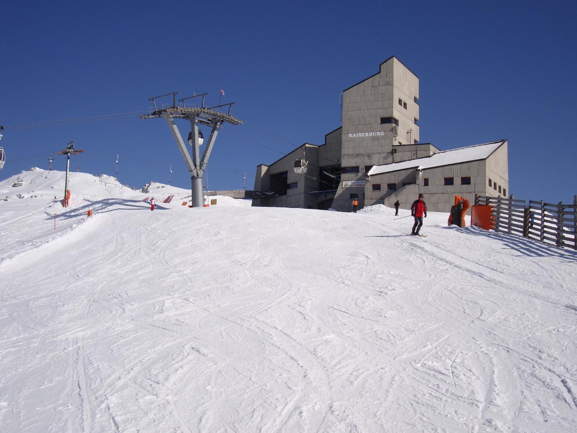 Cozy Apartment In Afritz Am See Near Gerlitzen Ski Area Extérieur photo