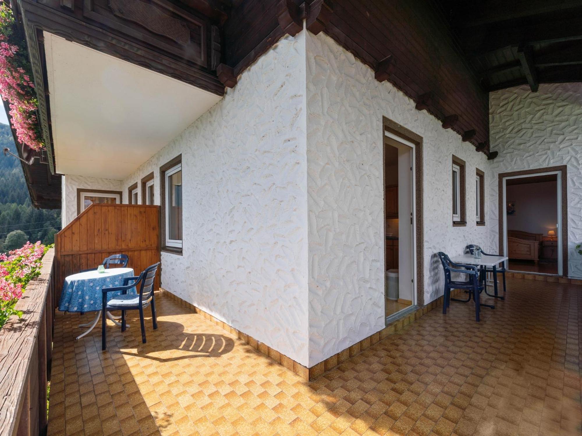 Cozy Apartment In Afritz Am See Near Gerlitzen Ski Area Extérieur photo